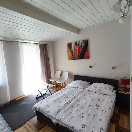 Quarto em Acomodações Particulares świerkówka